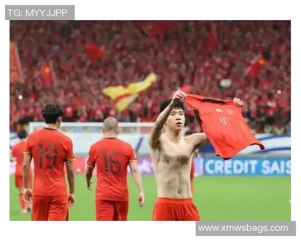 中国男足新星闪耀赛场展现硬核实力引领球队迎来全新希望 中国男足新星闪耀赛场展现硬核实力引领球队迎来全新希望