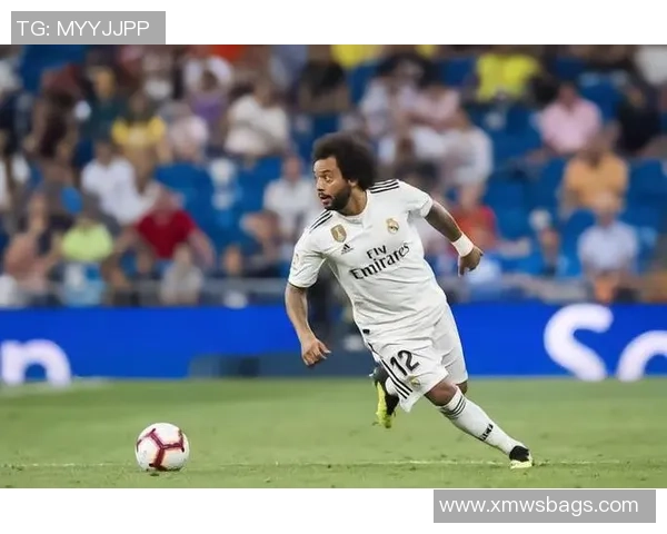 全球顶级足球球星同场竞技展现激情绿茵魅力